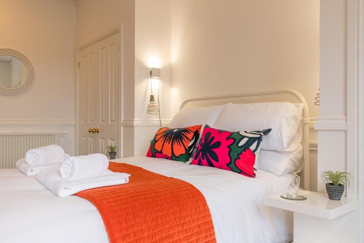 Host & Stay - All Saints Green Cottage Норвич Экстерьер фото